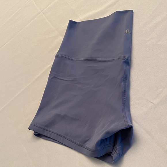 lululemon athletica Women's Athletic Shorts in Slate Blue Size 12 - Picture 3 of 4